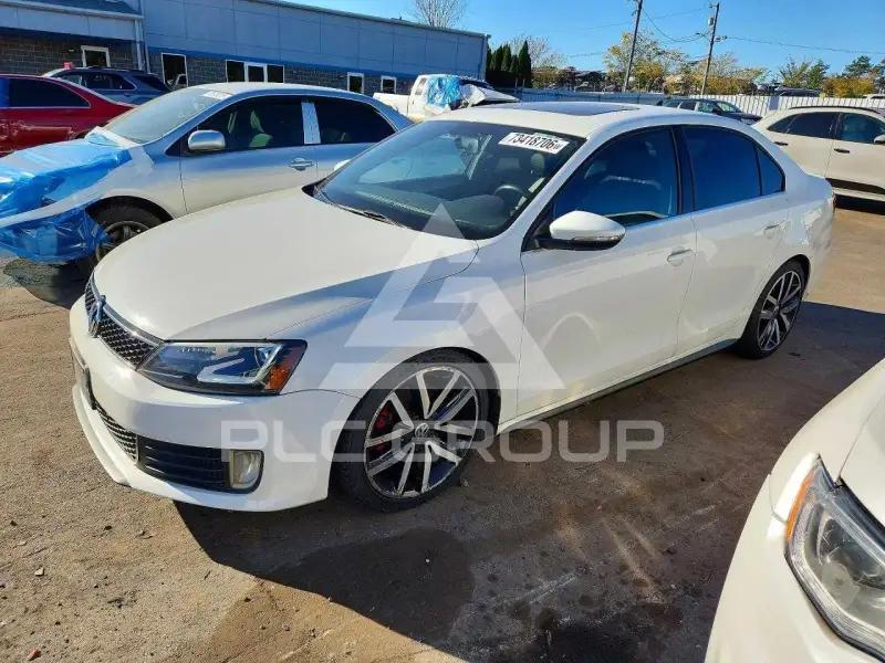 2014 Volkswagen Jetta photo
