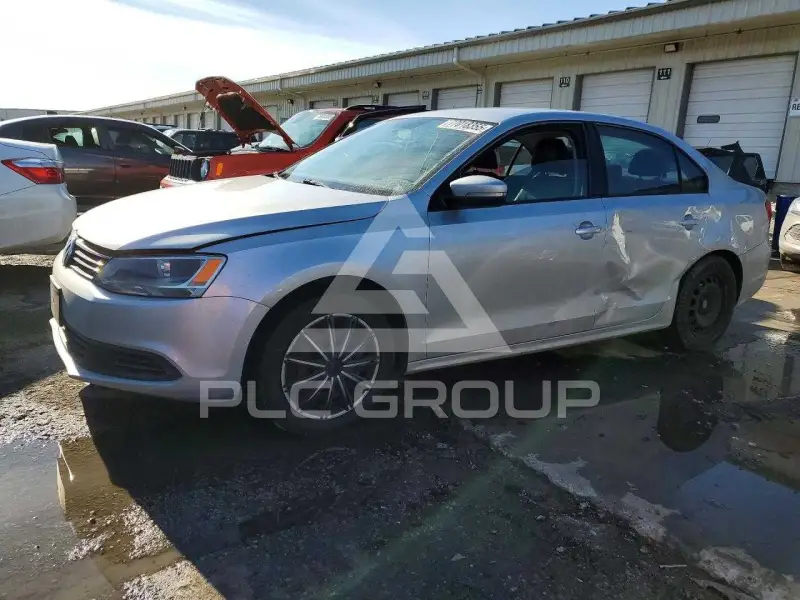 2014 Volkswagen Jetta фото