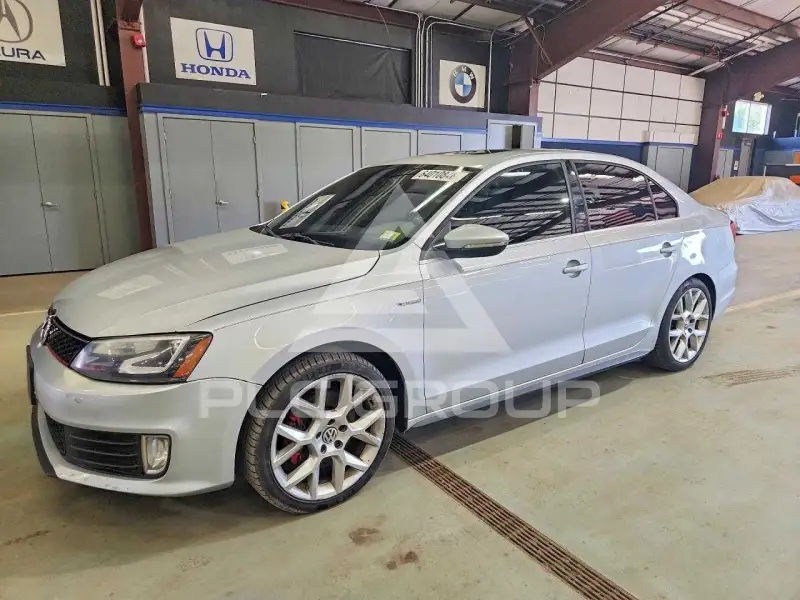 2014 Volkswagen Jetta photo