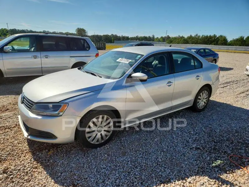 2014 Volkswagen Jetta photo