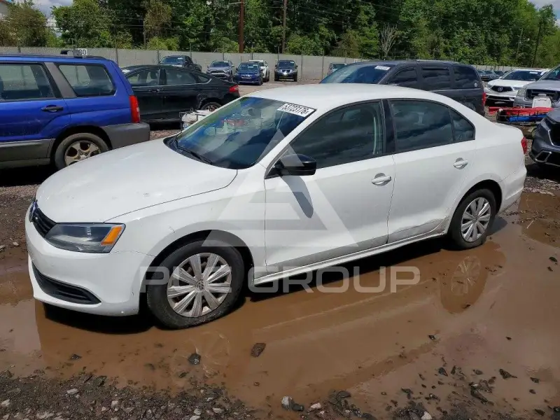 2014 Volkswagen Jetta photo