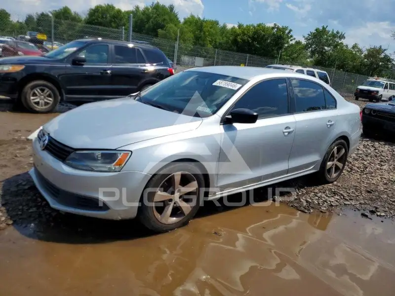2014 Volkswagen Jetta photo