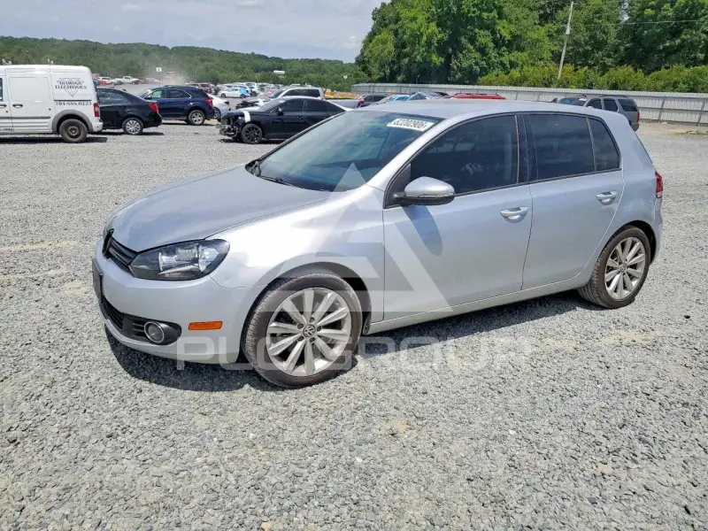 2014 Volkswagen GOLF фото