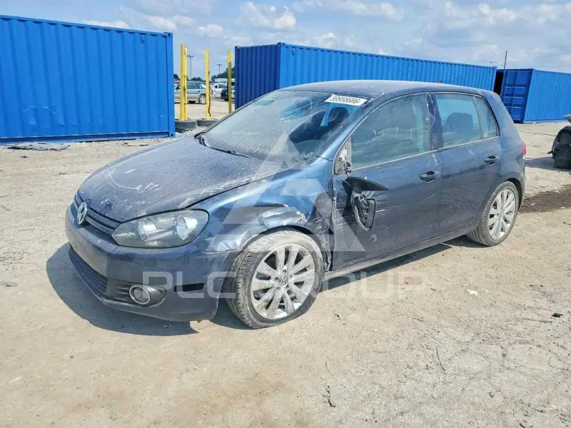 2014 Volkswagen GOLF photo