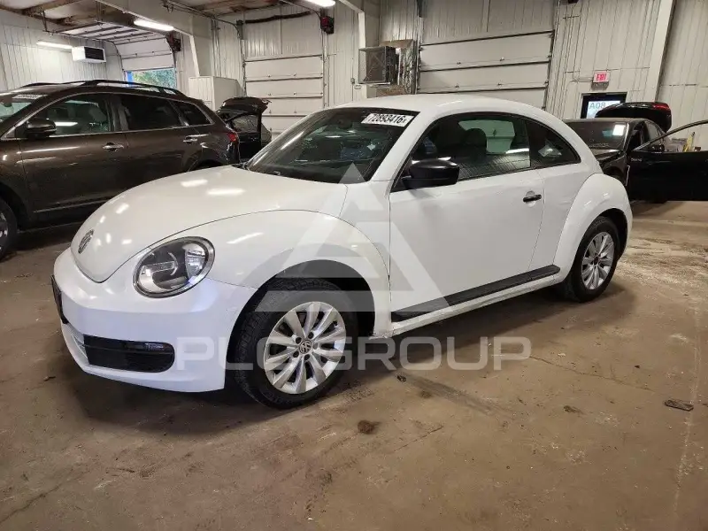 2014 Volkswagen BEETLE фото
