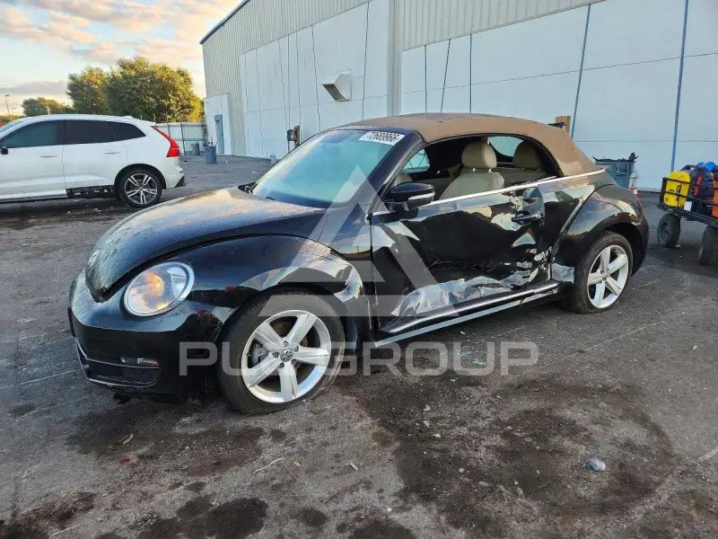 2014 Volkswagen BEETLE фото