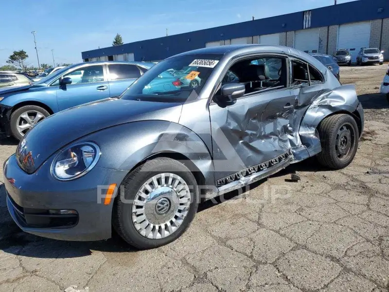 2014 Volkswagen BEETLE фото