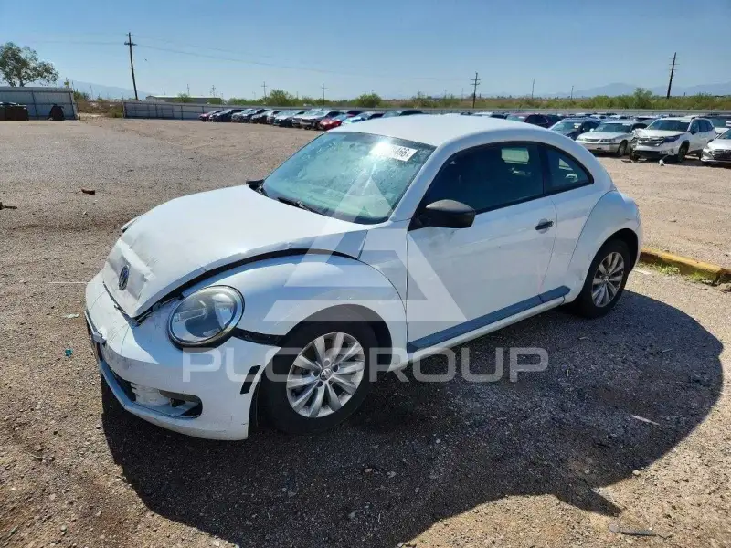 2014 Volkswagen BEETLE фото