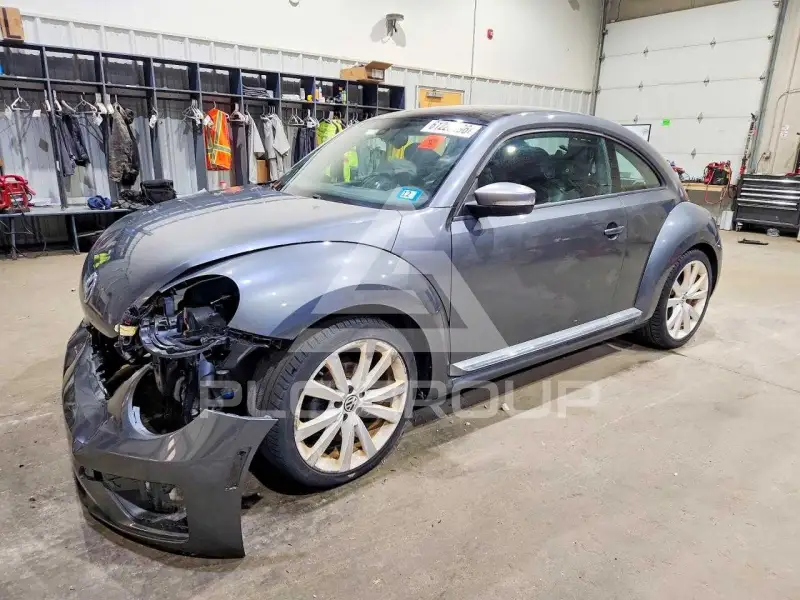 2014 Volkswagen BEETLE фото