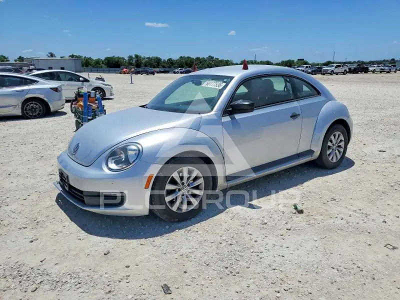 2014 Volkswagen BEETLE photo