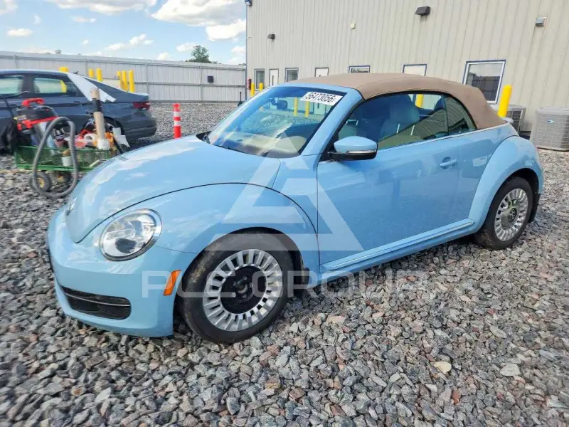 2014 Volkswagen BEETLE photo