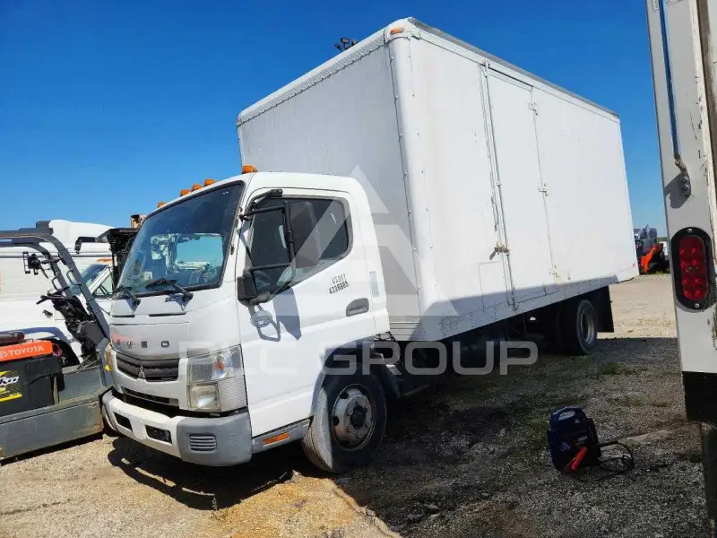 2015 Mitsubishi FE фото