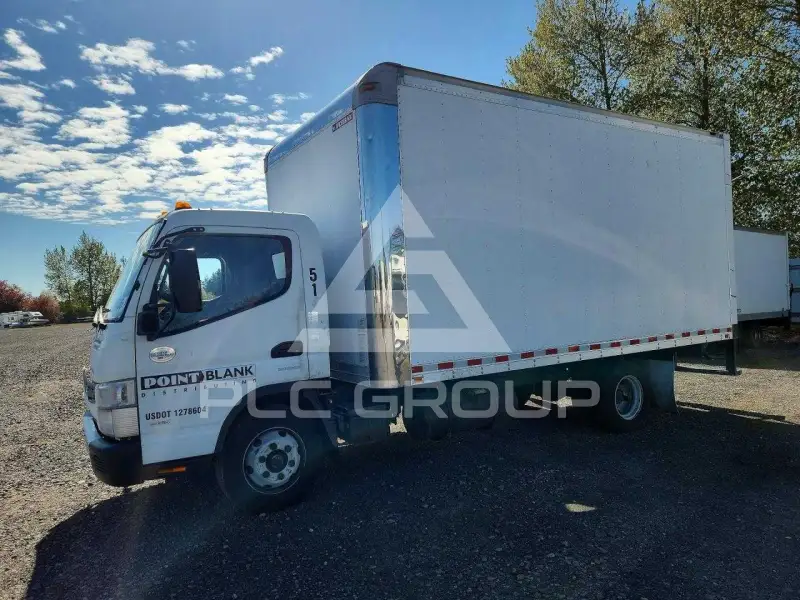 2015 Mitsubishi FUSO фото