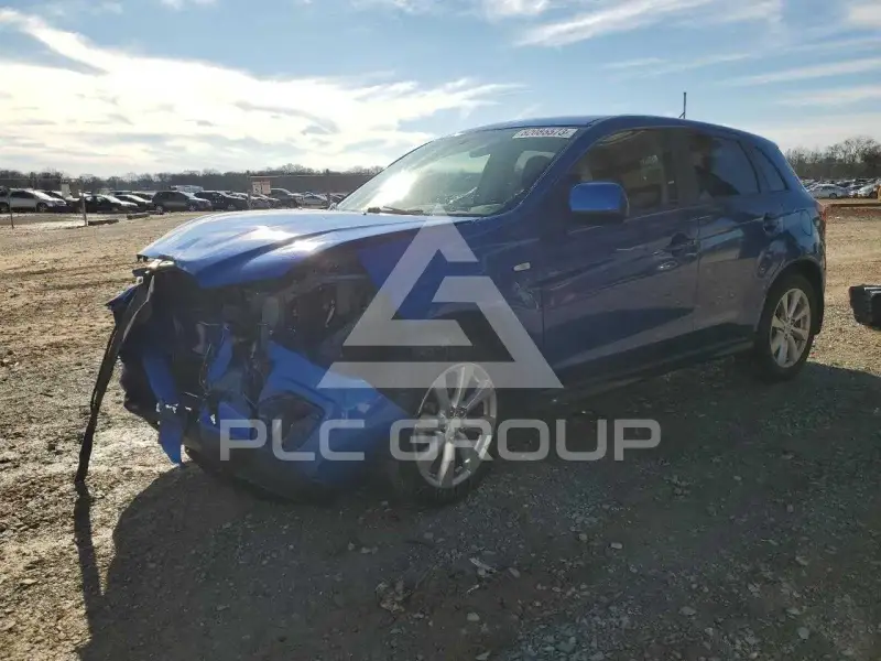 2015 Mitsubishi OUTLANDER фото