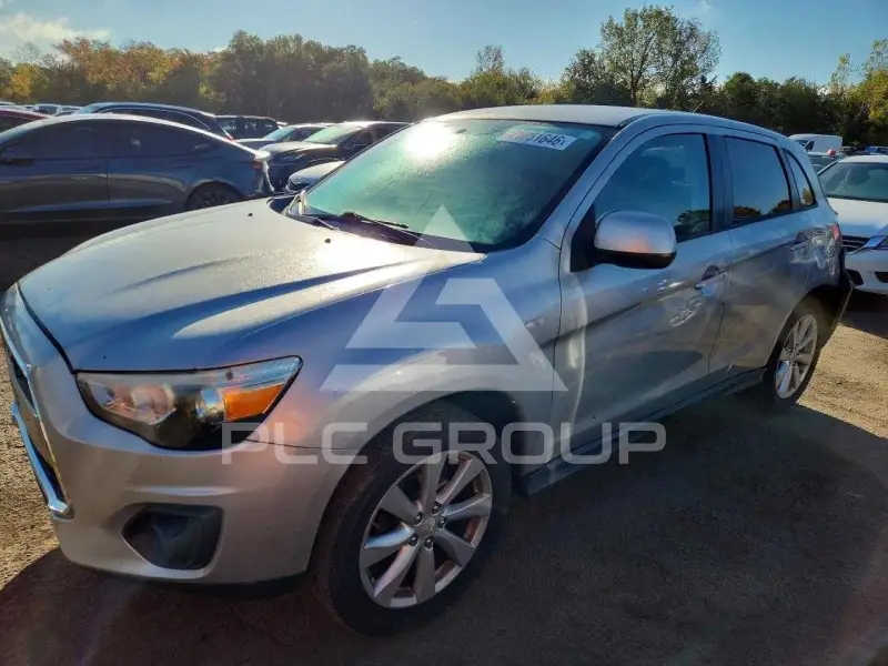 2015 Mitsubishi OUTLANDER фото