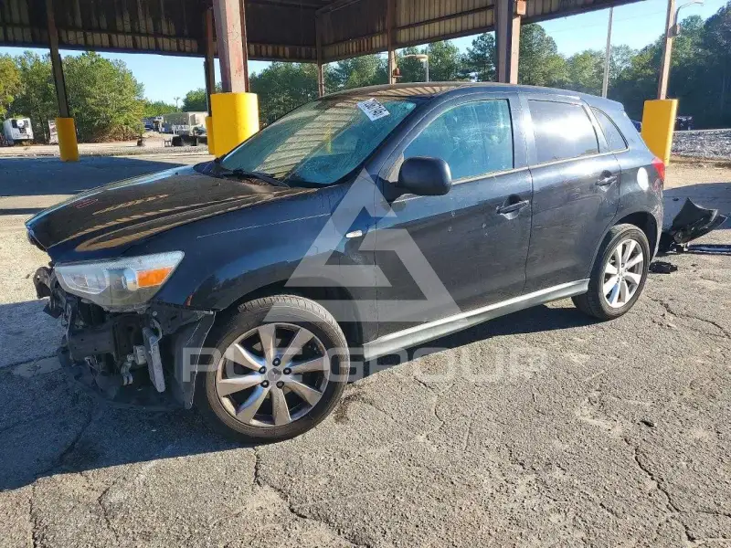 2015 Mitsubishi OUTLANDER photo