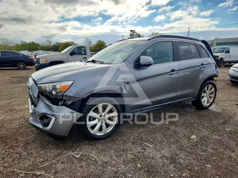 2015 Mitsubishi OUTLANDER фото