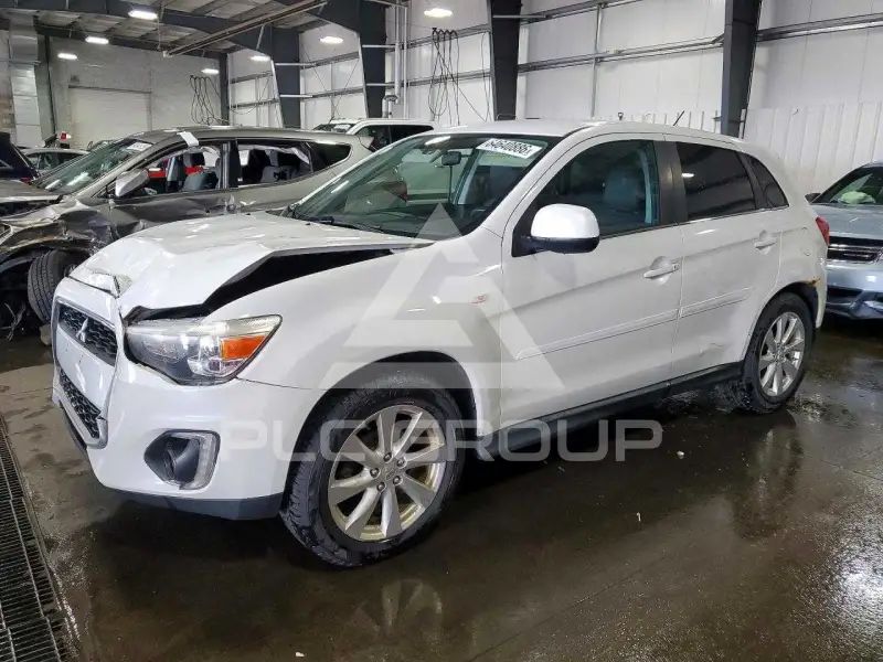 2015 Mitsubishi OUTLANDER фото