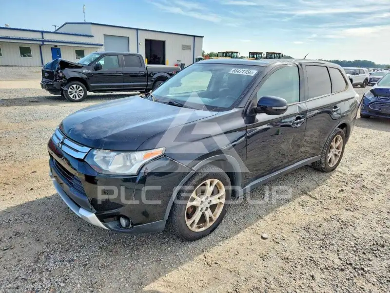 2015 Mitsubishi OUTLANDER фото