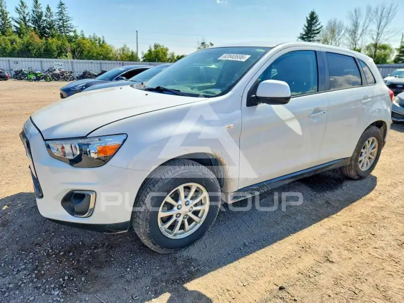 2015 Mitsubishi OUTLANDER фото