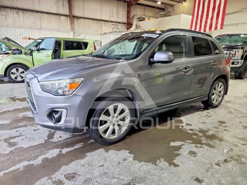 2015 Mitsubishi OUTLANDER фото