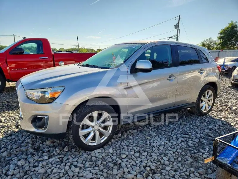 2015 Mitsubishi OUTLANDER фото
