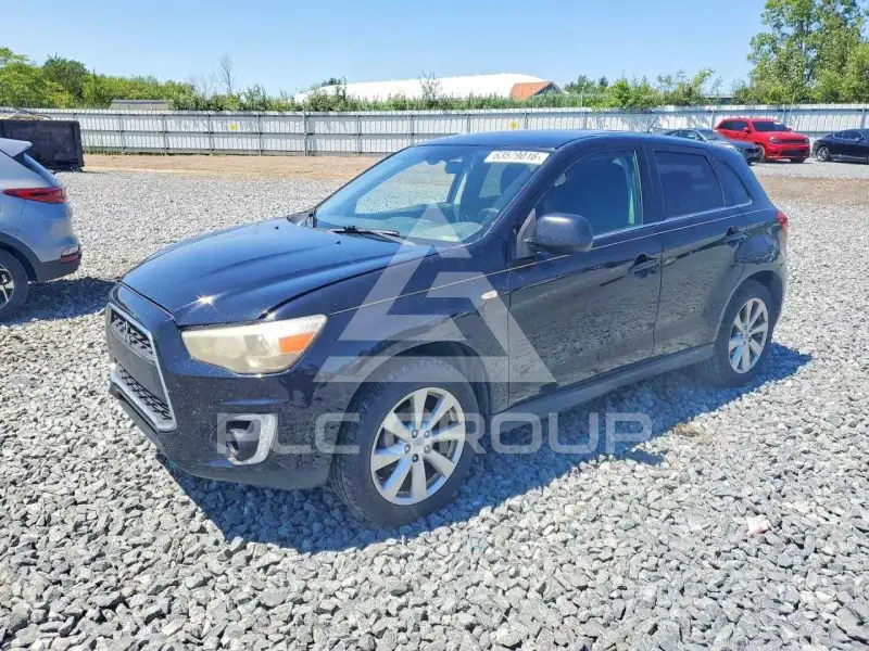 2015 Mitsubishi OUTLANDER фото