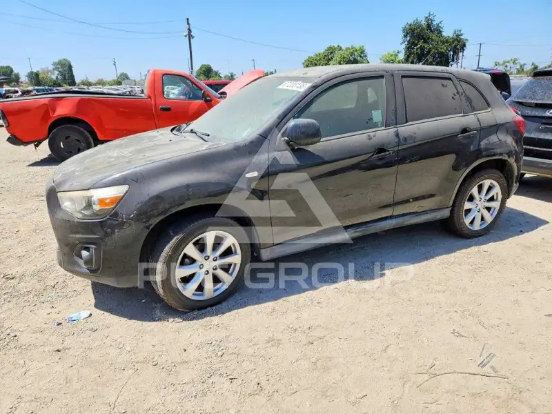 2015 Mitsubishi OUTLANDER фото