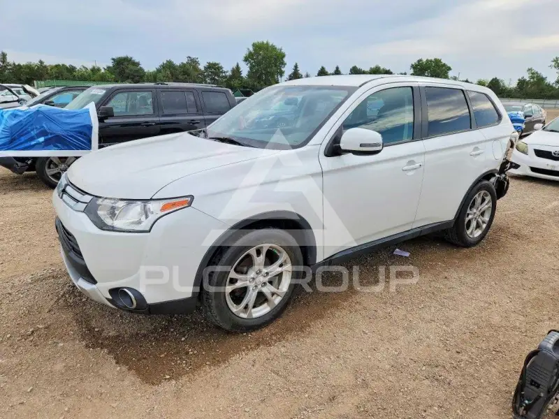 2015 Mitsubishi OUTLANDER фото