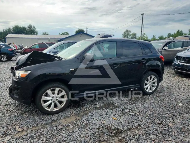 2015 Mitsubishi OUTLANDER фото