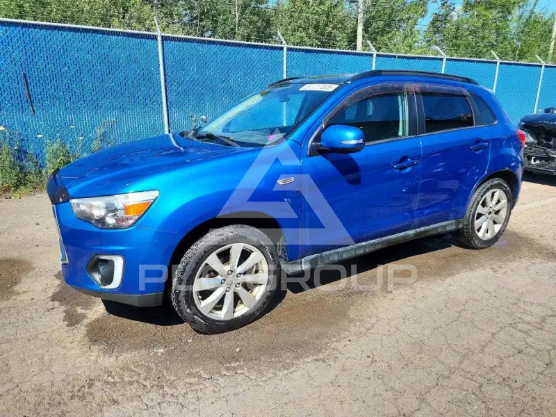 2015 Mitsubishi OUTLANDER photo