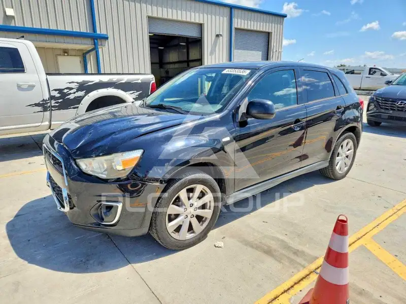 2015 Mitsubishi OUTLANDER фото