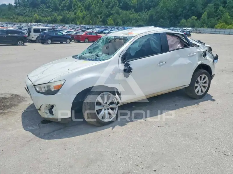 2015 Mitsubishi OUTLANDER фото