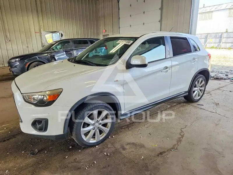 2015 Mitsubishi OUTLANDER фото