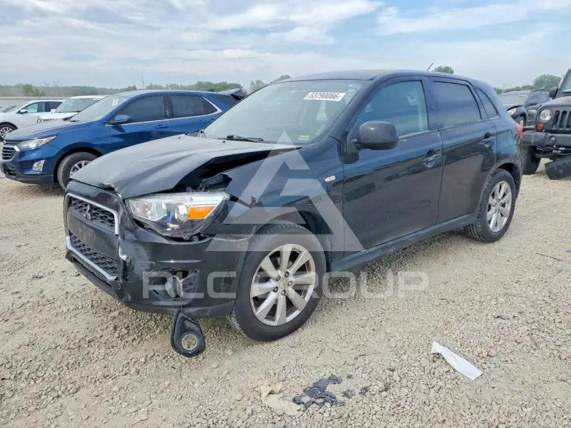 2015 Mitsubishi OUTLANDER фото