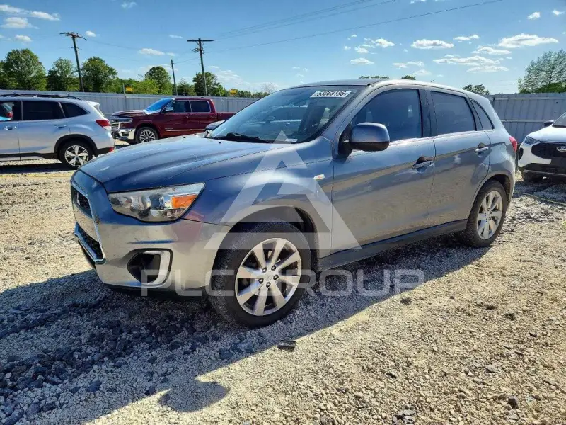 2015 Mitsubishi OUTLANDER фото