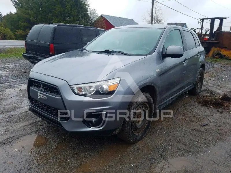 2015 Mitsubishi OUTLANDER фото