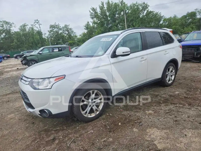 2015 Mitsubishi OUTLANDER photo