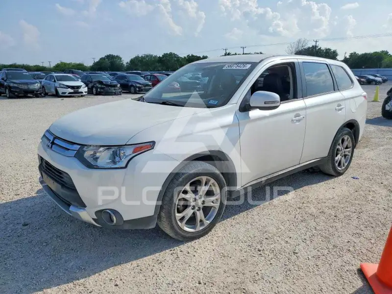 2015 Mitsubishi OUTLANDER фото