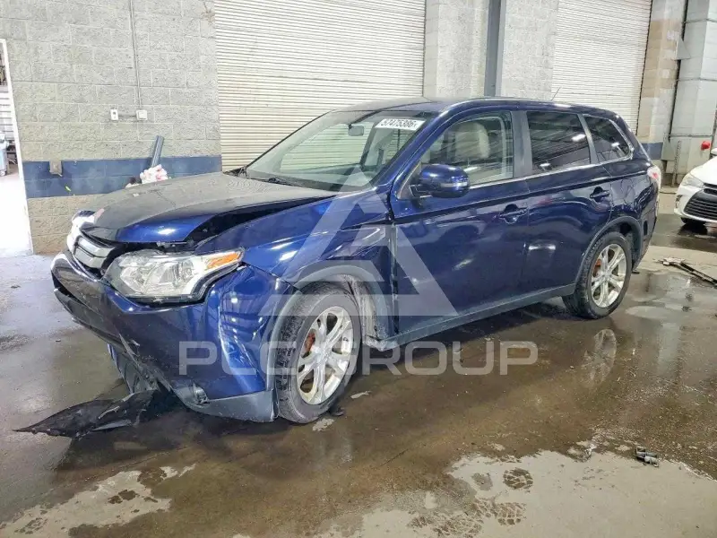 2015 Mitsubishi OUTLANDER фото