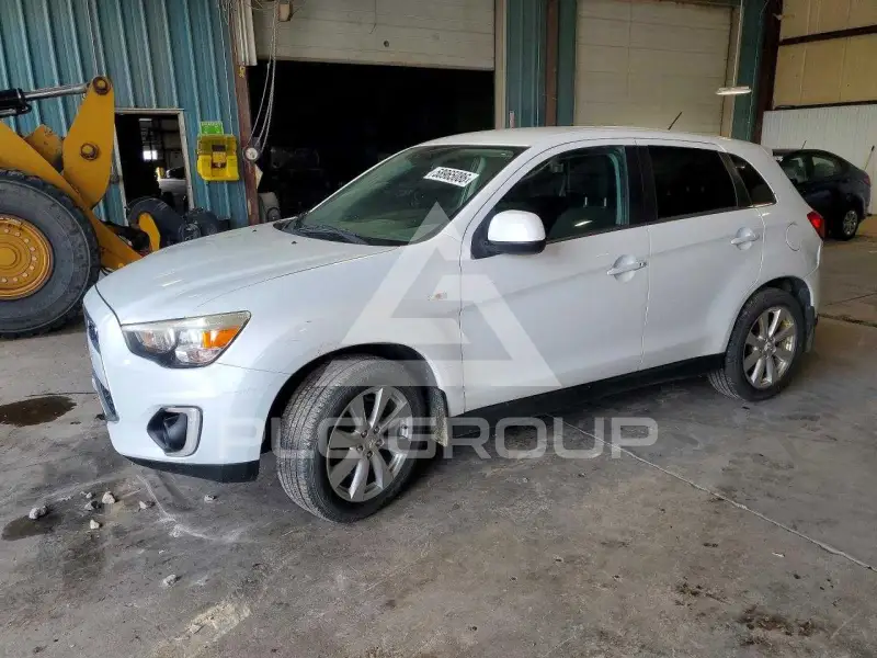2015 Mitsubishi OUTLANDER фото