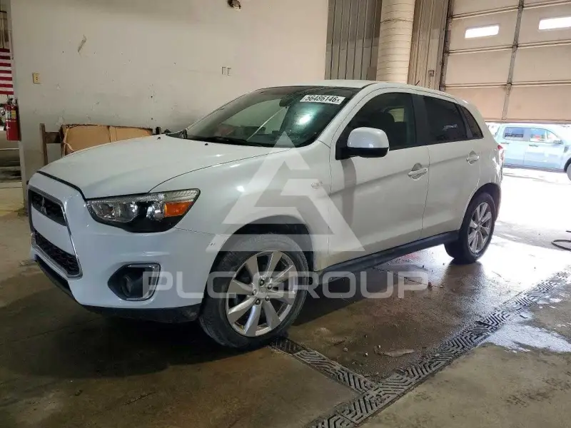 2015 Mitsubishi OUTLANDER фото