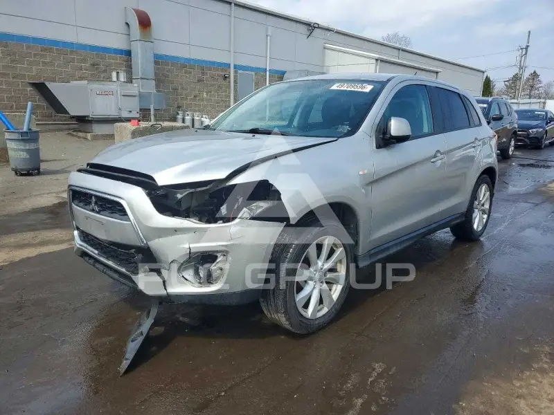 2015 Mitsubishi OUTLANDER фото