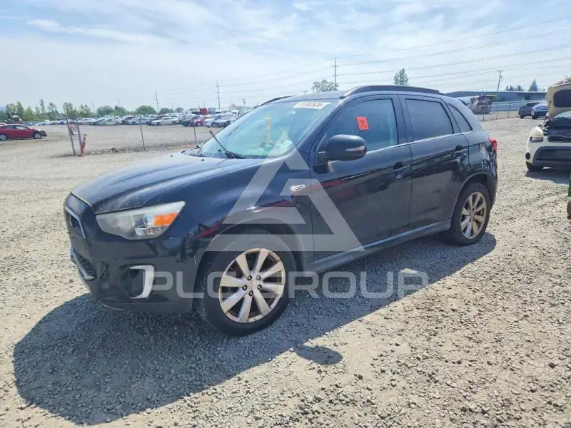 2015 Mitsubishi OUTLANDER фото