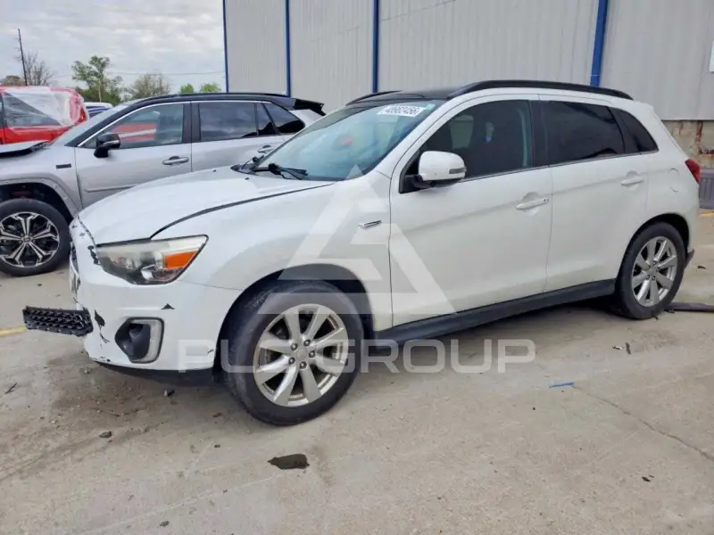2015 Mitsubishi OUTLANDER фото