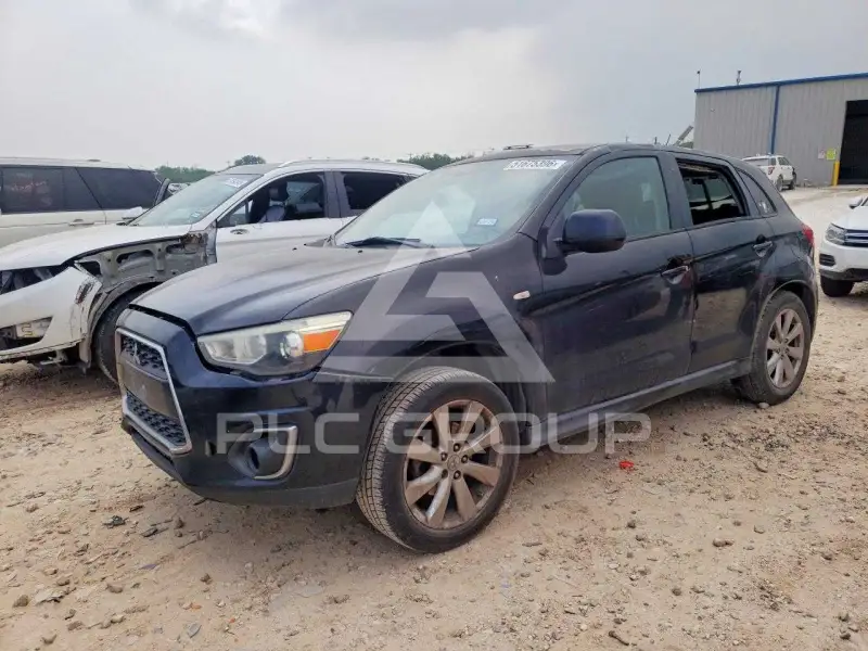2015 Mitsubishi OUTLANDER photo