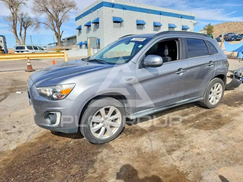 2015 Mitsubishi OUTLANDER фото
