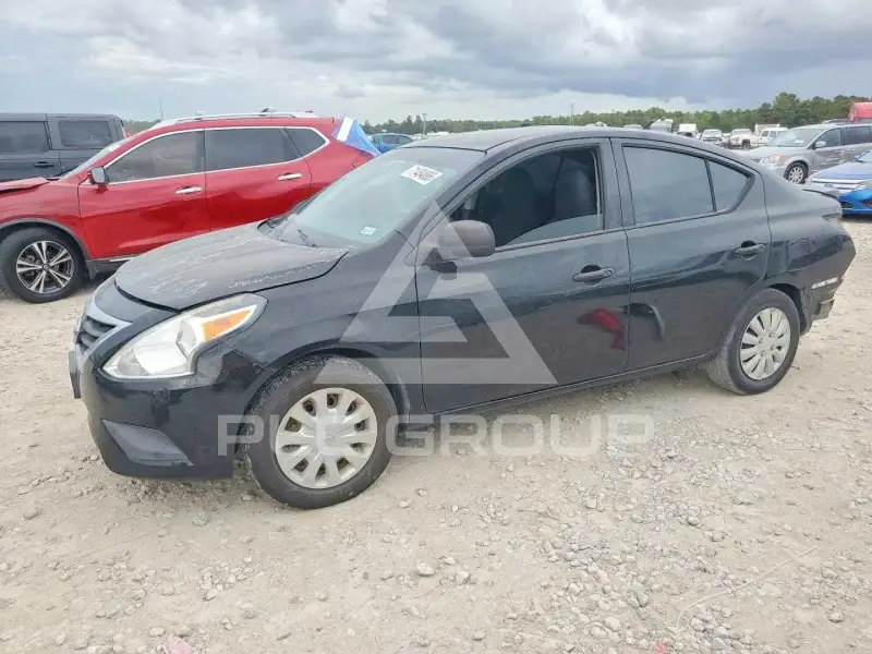 2015 Nissan VERSA фото