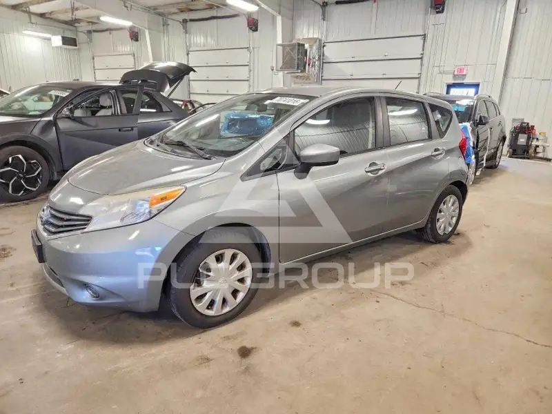 2015 Nissan VERSA photo