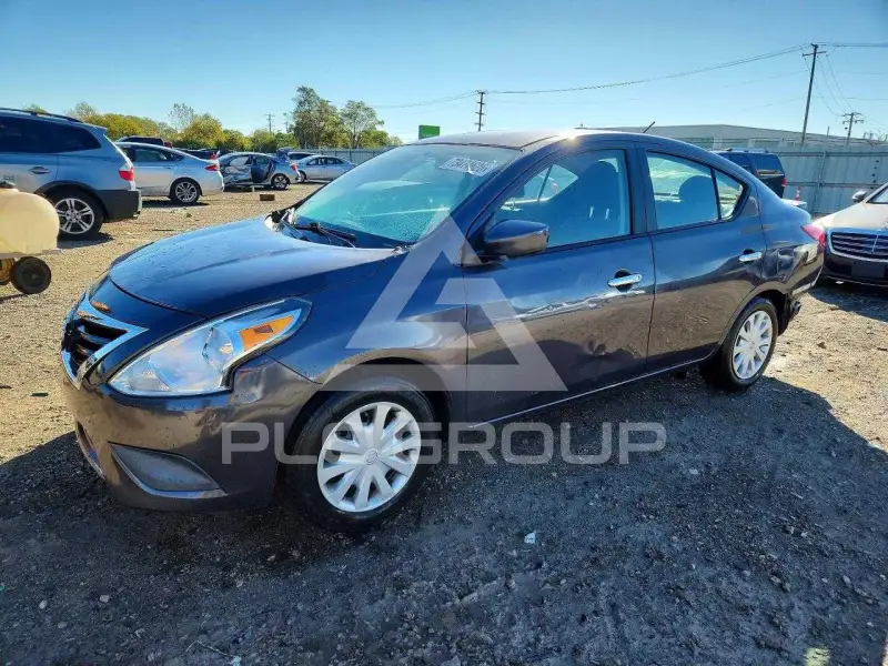 2015 Nissan VERSA фото